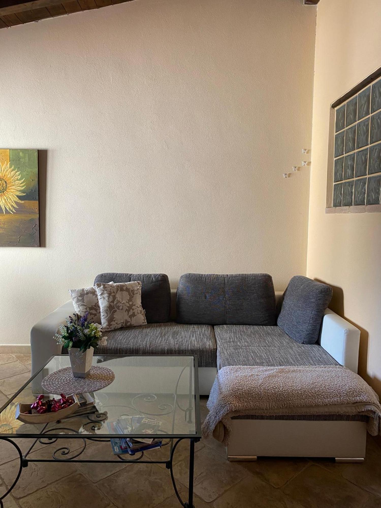 Alex'S Apartment Iglesias Luaran gambar