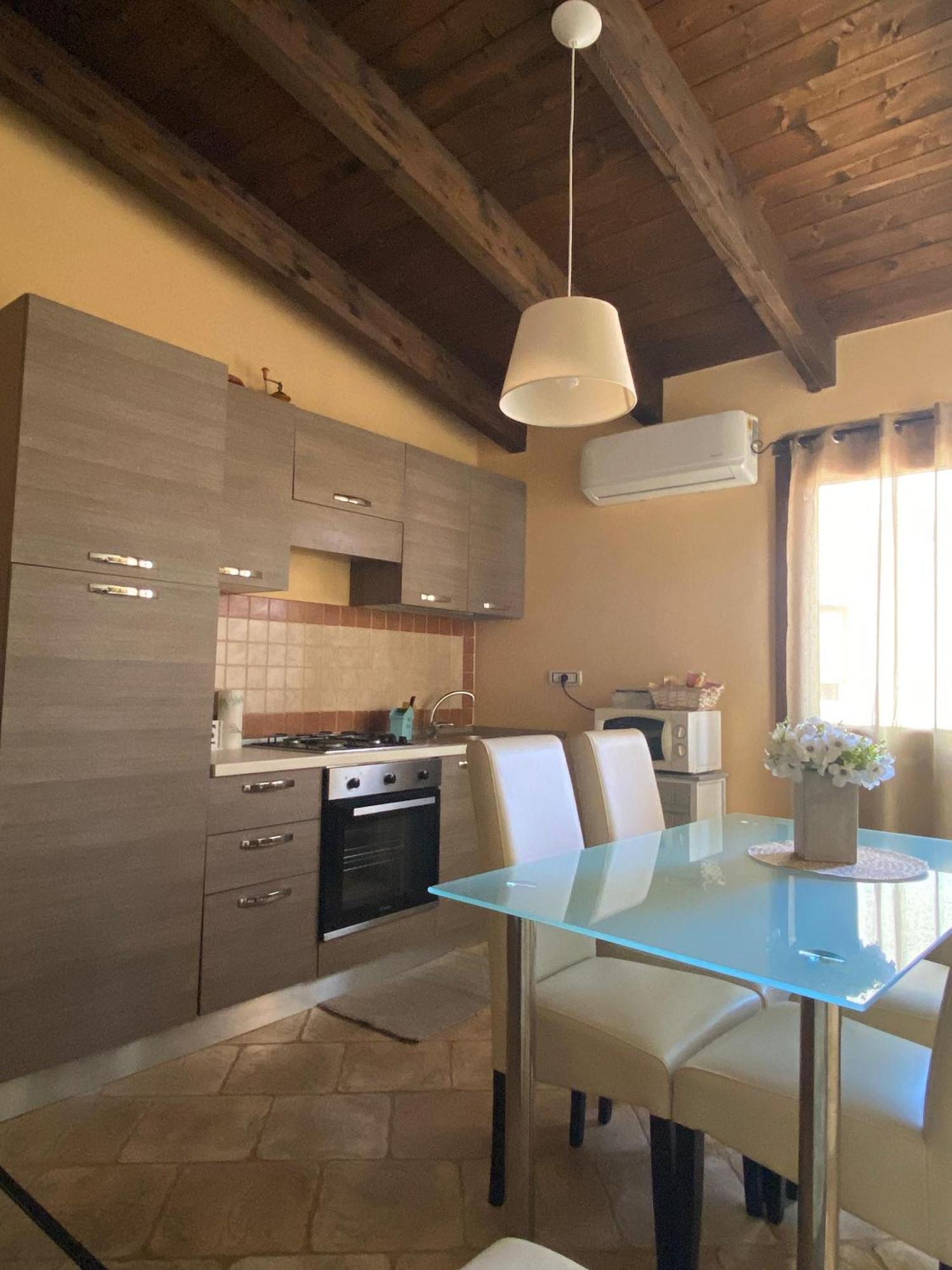 Alex'S Apartment Iglesias Luaran gambar
